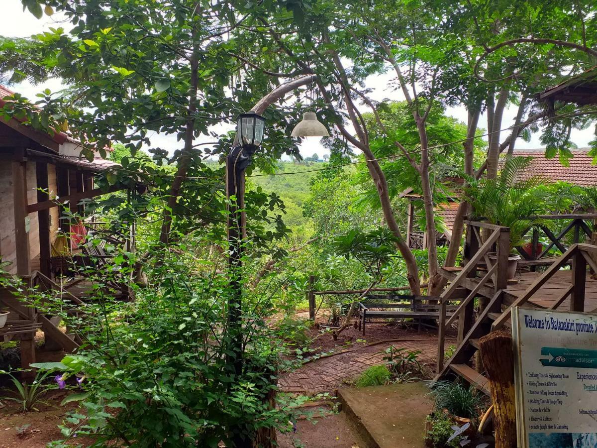 Nature House Eco-Lodge& Trekking Banlung Exteriér fotografie